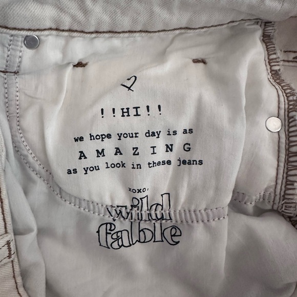 Wild Fable Cream Roll-Cuff Shorts Sz 17 - Picture 4 of 4